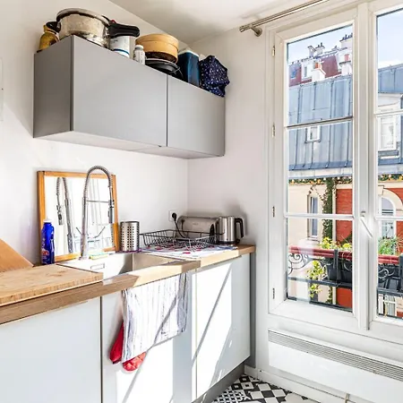 Guestready - Parisian Panache Near Notre Dame Appartement *